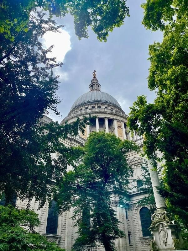 st Pauls cathedral.