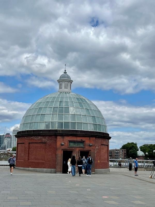 One of the most popular things to do in Greenwich London is to walk the Greenwich foot tunnel.