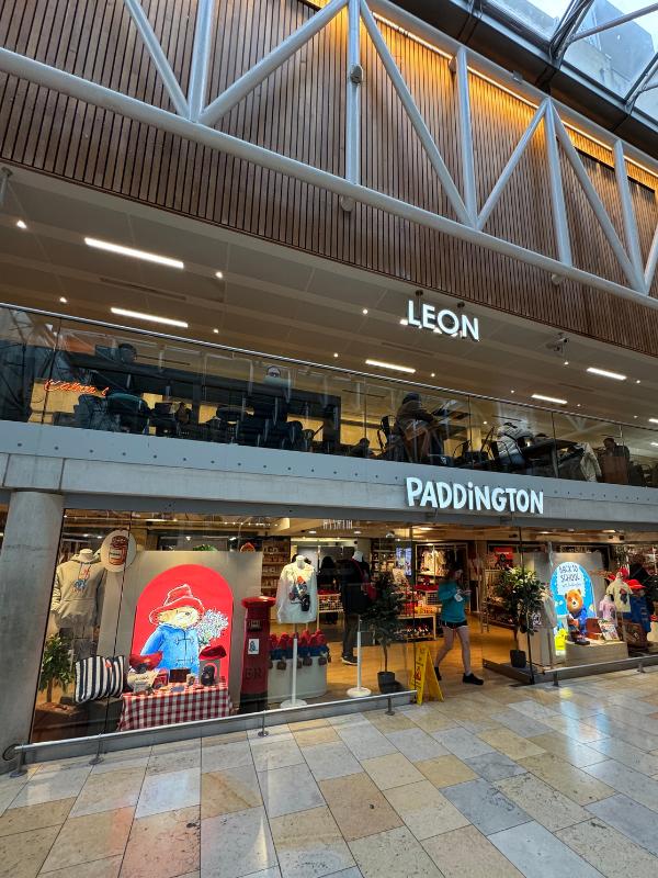 Paddington shop in Paddington Station.