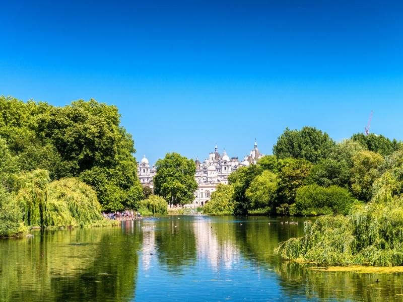 is the tower of london free to visit