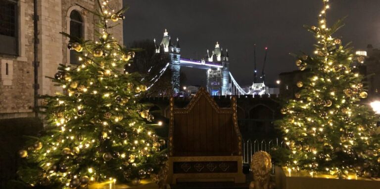 Christmas Tours in London 2026: Lights, Cruises + Day Trips